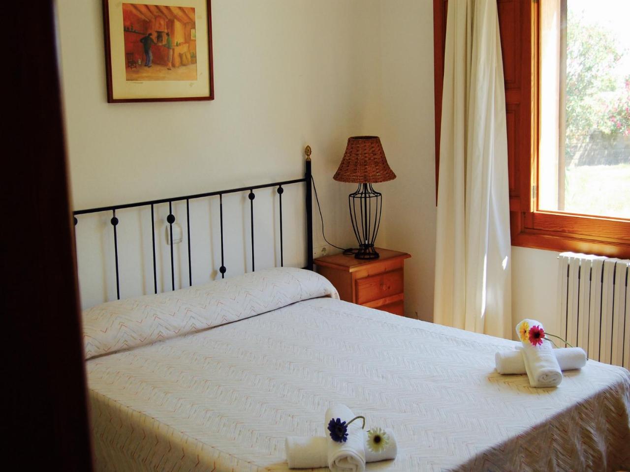 Mountain Beach Villas: Family-Friendly Retreat for Active Travelers Port de Pollenca Exterior photo